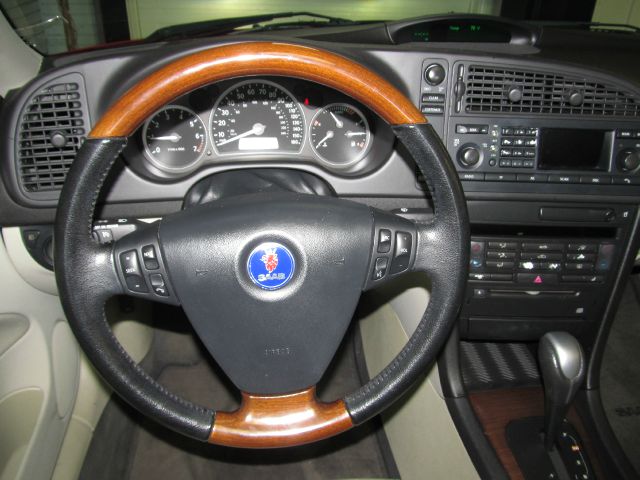 2004 Saab 9-3 Classic LT