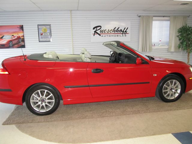 2004 Saab 9-3 Classic LT