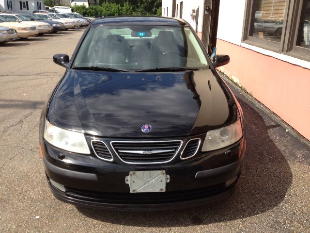 2004 Saab 9-3 Loaded W/ Nav
