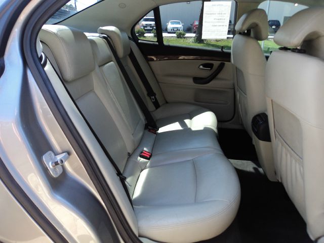 2004 Saab 9-3 7 Passenger Quad Seating 4 Door