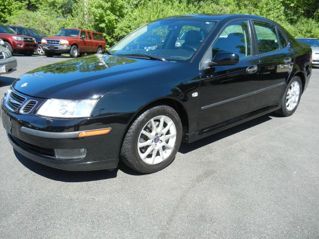 2004 Saab 9-3 Loaded W/ Nav