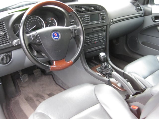 2004 Saab 9-3 Classic LT