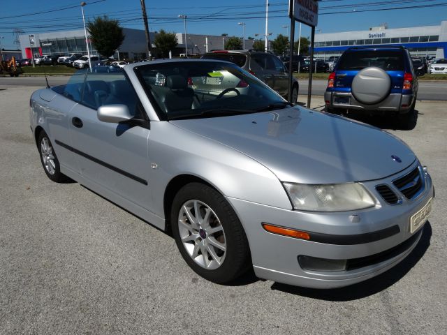 2004 Saab 9-3 Classic LT