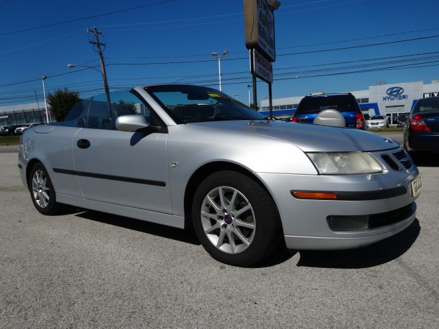 2004 Saab 9-3 Classic LT