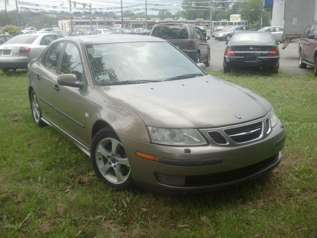 2004 Saab 9-3 35