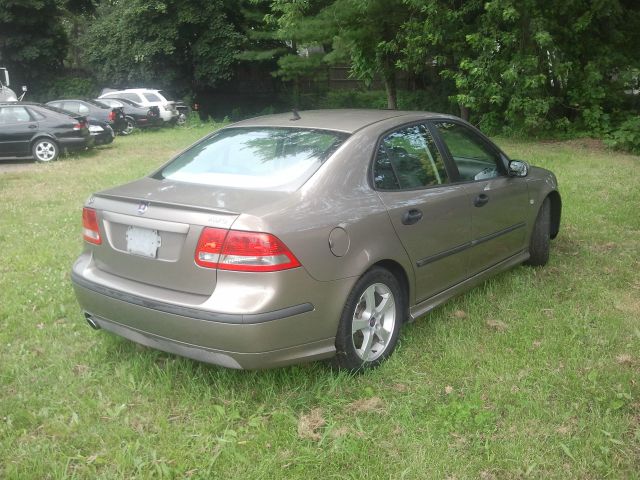 2004 Saab 9-3 35