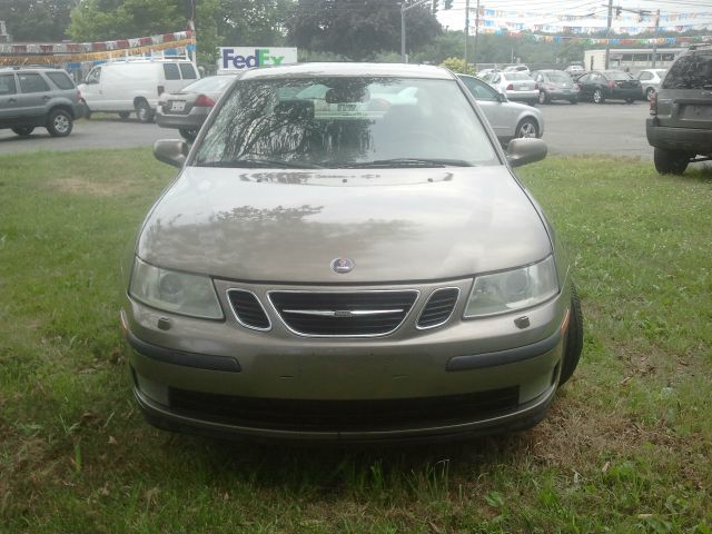2004 Saab 9-3 35