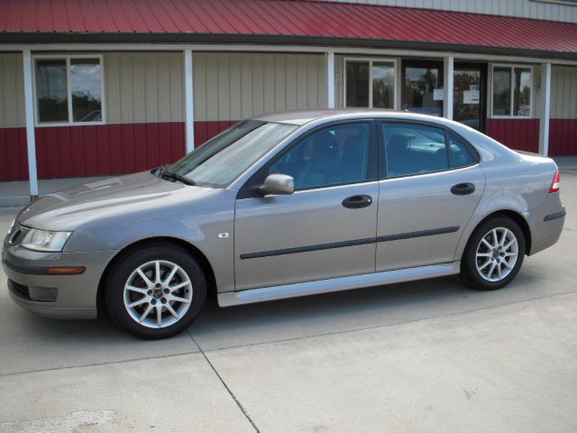 2004 Saab 9-3 Loaded W/ Nav