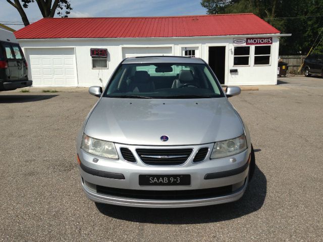 2004 Saab 9-3 Loaded W/ Nav