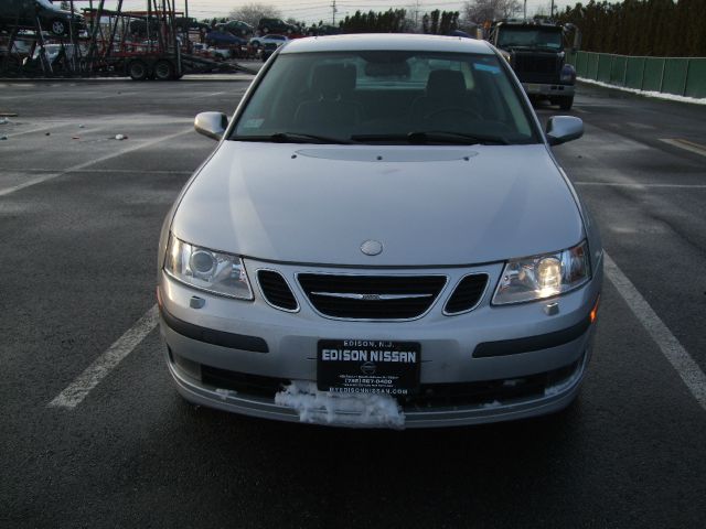 2004 Saab 9-3 Loaded W/ Nav
