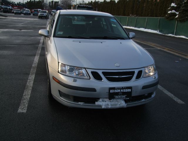 2004 Saab 9-3 Loaded W/ Nav