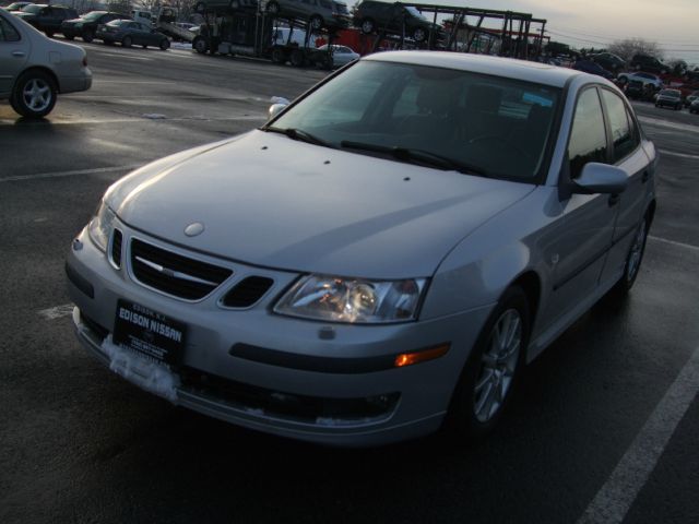 2004 Saab 9-3 Loaded W/ Nav