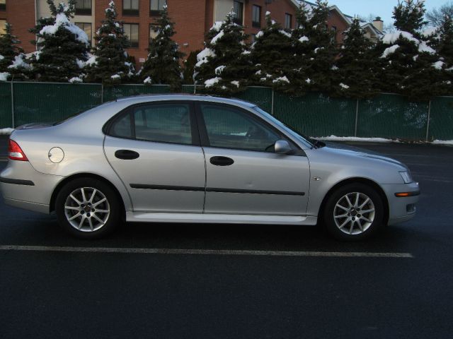 2004 Saab 9-3 Loaded W/ Nav