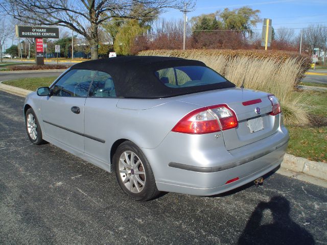 2004 Saab 9-3 Classic LT