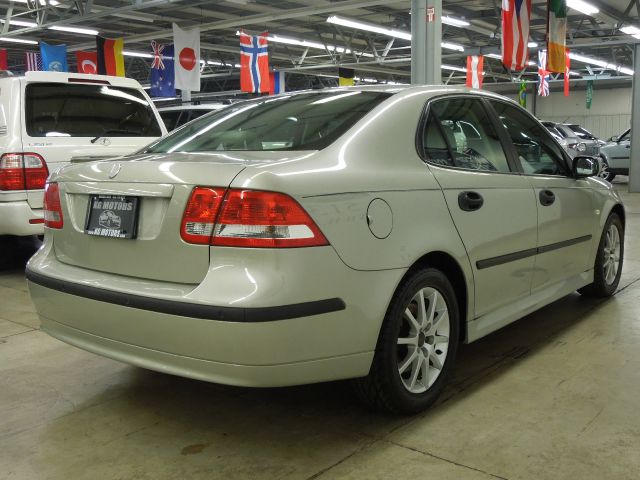 2005 Saab 9-3 Loaded W/ Nav