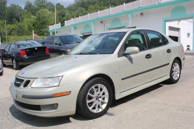 2005 Saab 9-3 Loaded W/ Nav