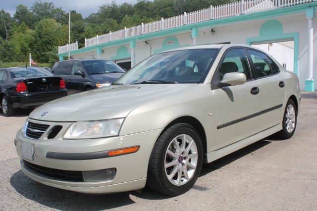 2005 Saab 9-3 Loaded W/ Nav