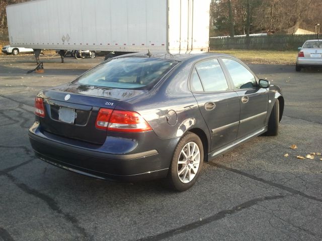 2005 Saab 9-3 Loaded W/ Nav