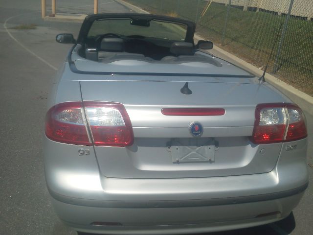 2005 Saab 9-3 Classic LT