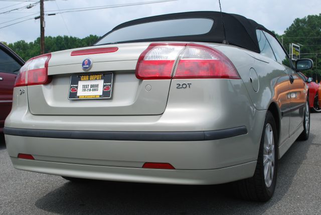 2005 Saab 9-3 Classic LT