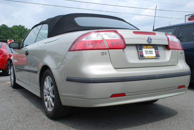 2005 Saab 9-3 Classic LT