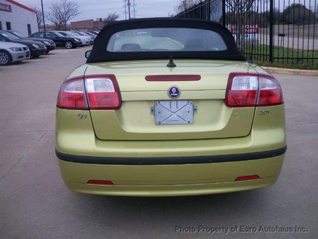 2005 Saab 9-3 LS 5-door Hatchback