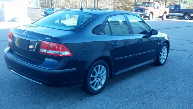 2005 Saab 9-3 Loaded W/ Nav