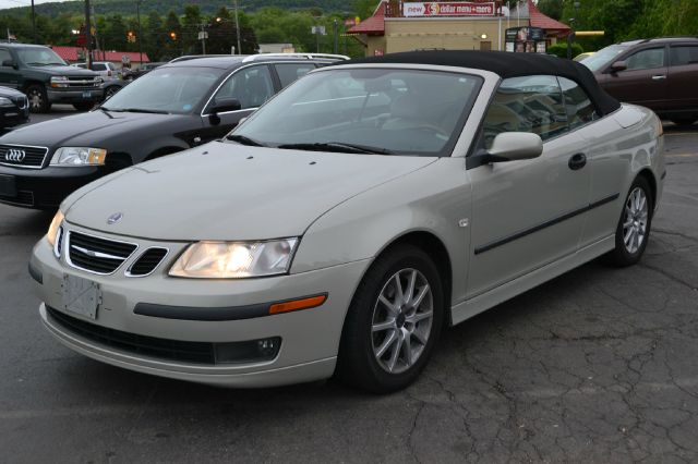 2005 Saab 9-3 Classic LT