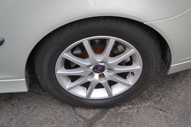 2005 Saab 9-3 Classic LT