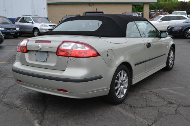 2005 Saab 9-3 Classic LT