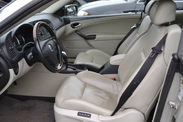 2005 Saab 9-3 Classic LT