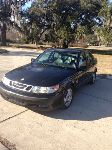 1999 Saab 9-5 Base