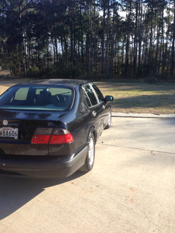 1999 Saab 9-5 Base