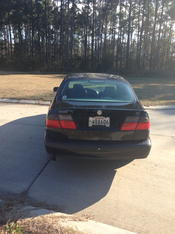 1999 Saab 9-5 Base