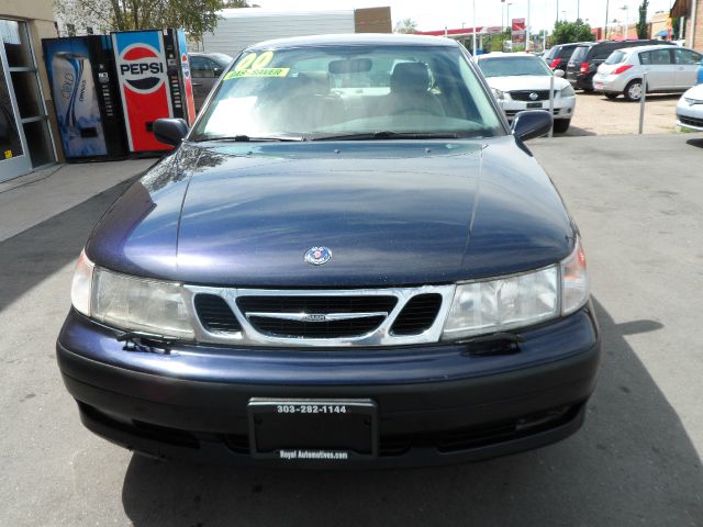 2000 Saab 9-5 AWD SUV