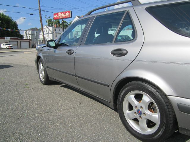 2001 Saab 9-5 SE