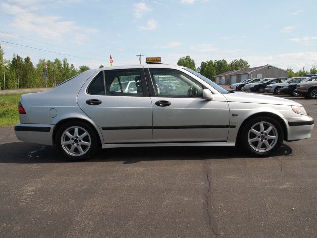 2001 Saab 9-5 S32