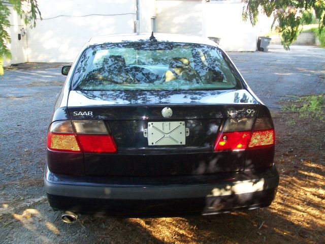 2001 Saab 9-5 S32