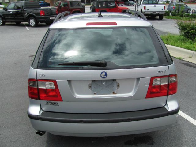 2003 Saab 9-5 S32