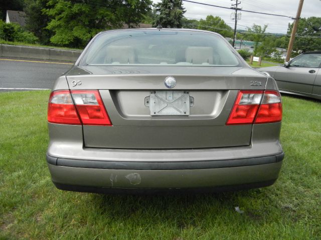 2003 Saab 9-5 3.5 FWD