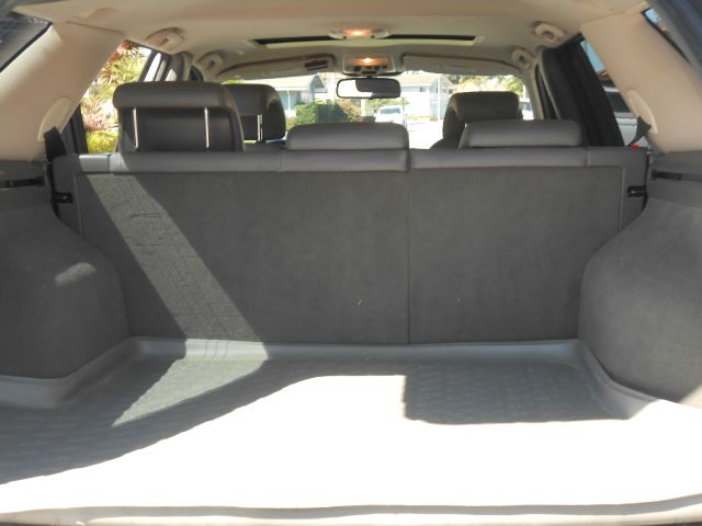 2004 Saab 9-5 Z71 4x4 3rd Row Moonroof