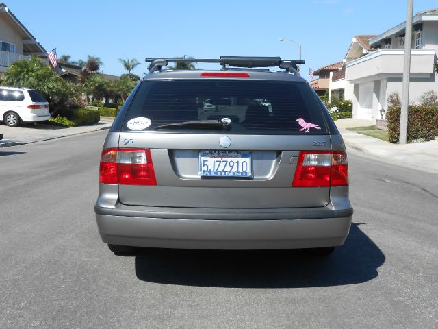 2004 Saab 9-5 Z71 4x4 3rd Row Moonroof