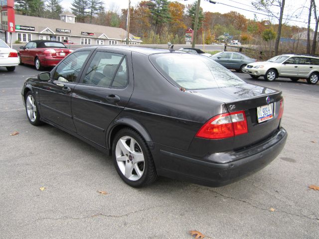 2004 Saab 9-5 SR5 DLX