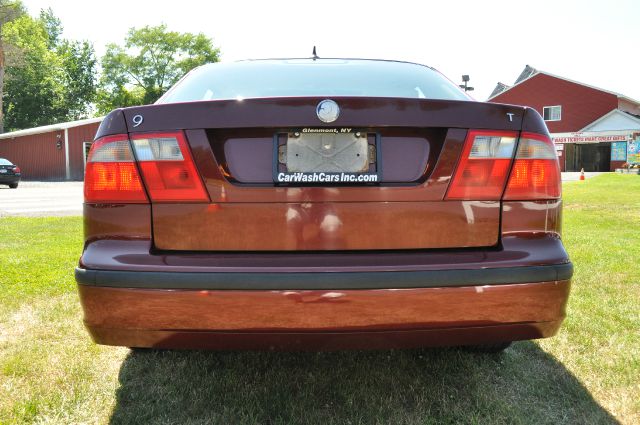 2004 Saab 9-5 SR5 DLX