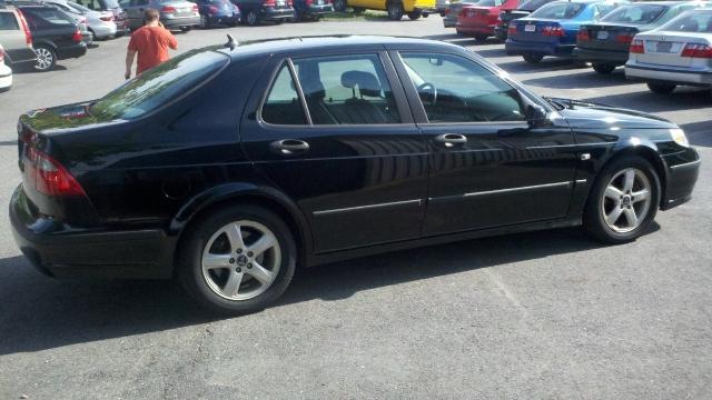 2004 Saab 9-5 Eddie Bauer V6