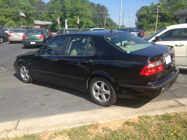 2004 Saab 9-5 SR5 DLX