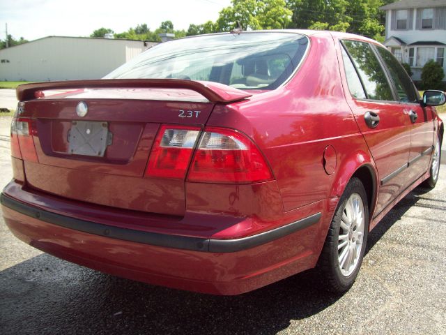 2005 Saab 9-5 SR5 DLX