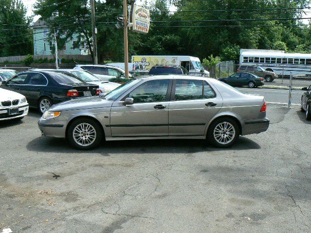 2005 Saab 9-5 SR5 DLX
