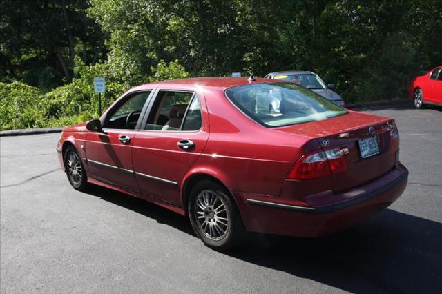 2005 Saab 9-5 Graduate