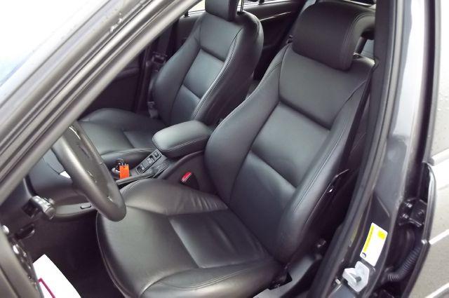 2009 Saab 9-5 Styleside 2.3L 6 Box XL